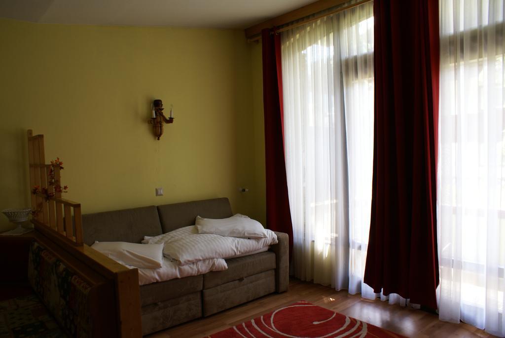 Haus Schuschnig Apartment Bad Kleinkirchheim Room photo